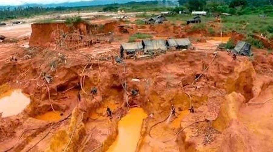 Derrumbe de mina deja al menos 12 muertos en el sur de Venezuela