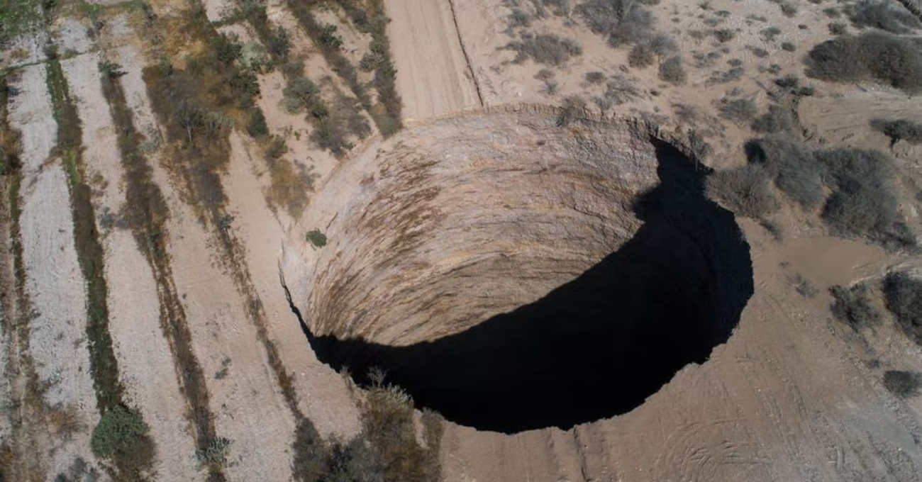 Ojos del Salado suspende trabajos de mitigación por socavón de Tierra Amarilla tras demanda del CDE