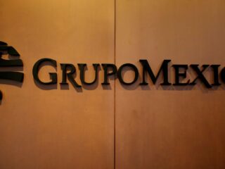 Presidente mexicano presiona a nueva ministra de Trabajo para resolver conflicto con Grupo México