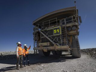 Minera Centinela abre 6 nuevas vacantes laborales
