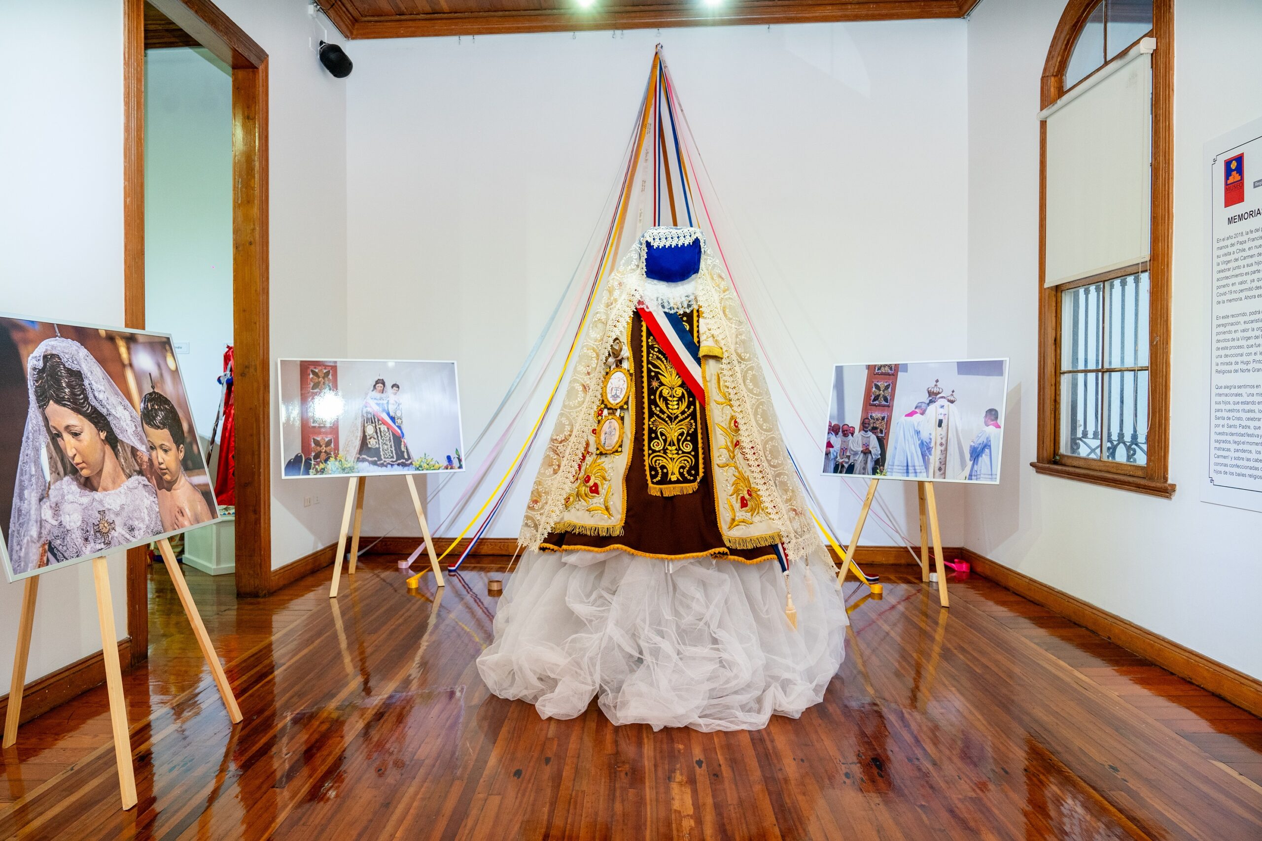 Sala de Arte Casa Collahuasi conmemora "Mes de La Tirana” con simbólica exposición