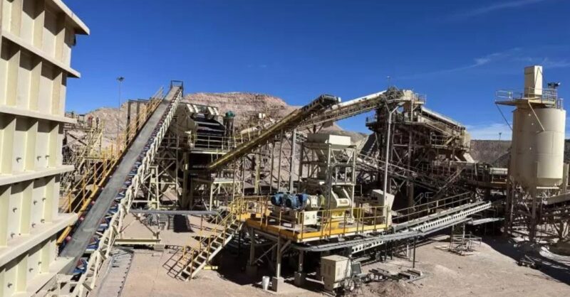 Proyecto de reprocesamiento de pilas de oro austral para entregar producción