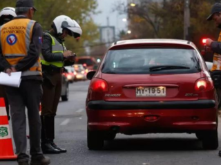 ¿Cuáles son los autos que no pueden circular este viernes 7 de Julio por restricción vehicular en santiago?