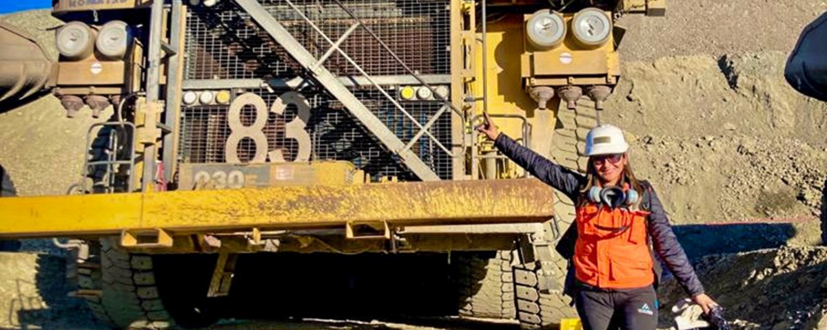 Mujeres en Minera Los Pelambres, la experiencia de operar equipos de alto tonelaje