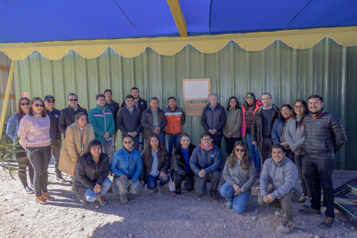 SQM y Universidad Católica del Norte fortalecen su compromiso con la sostenibilidad en el Salar de Atacama
