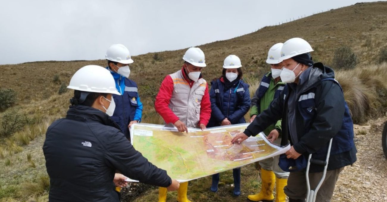 Ecuador: Dundee Precious Metals recibe decisión judicial sobre el proceso de obtención de permisos para el proyecto Loma Larga