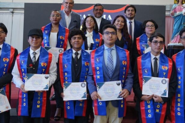 Minera El Abra sigue apoyando a Colegio Don Bosco Calama en su tercera generación de titulados