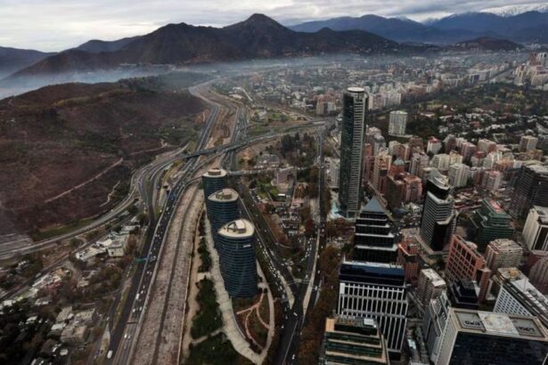 La lenta y difícil salida del ajuste para la economía chilena