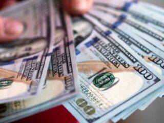 Dólar abre con leve baja a medida que repunta el precio del cobre