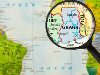 Ghana aprueba una política de minerales verdes para impulsar la industria del litio