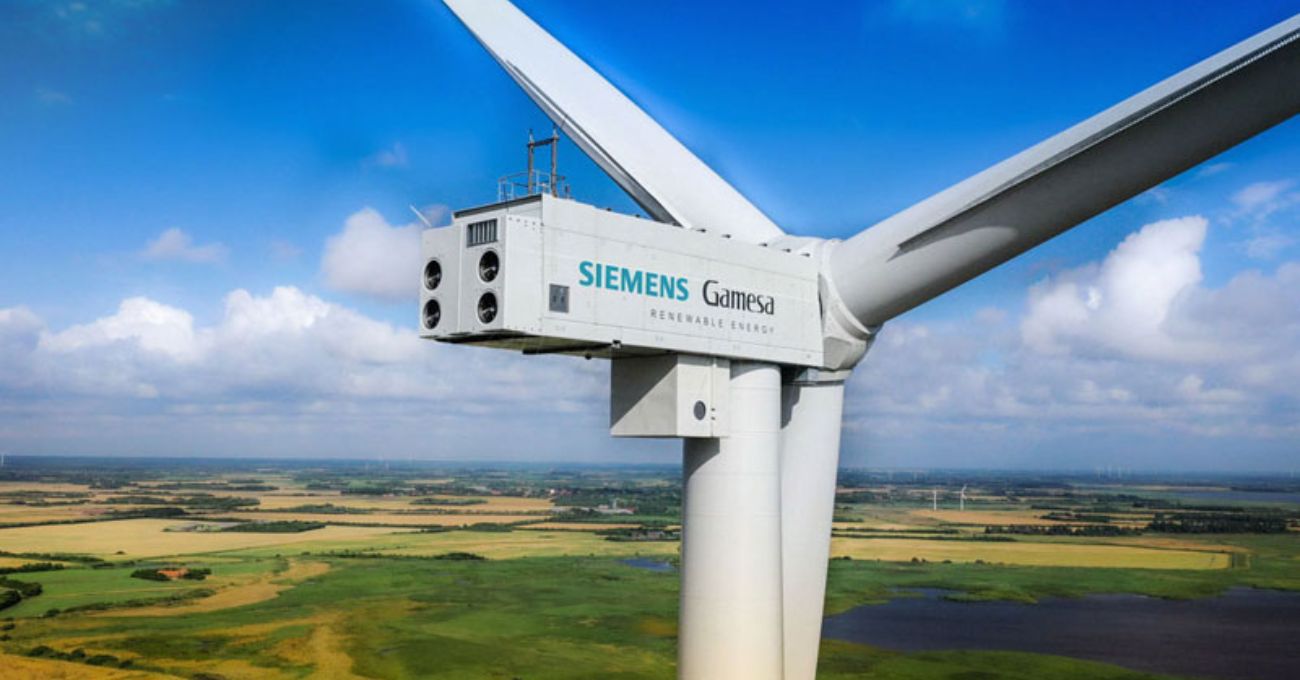 El negocio eólico de Siemens Energy enfrenta dificultades tras registrar pérdidas de 4.500 millones de euros.