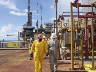 La crisis de talento de las grandes petroleras: los altos salarios ya no bastan