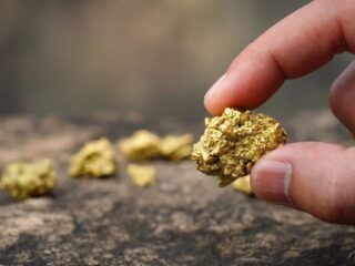 La demanda de oro de la India cae al nivel más bajo en tres años