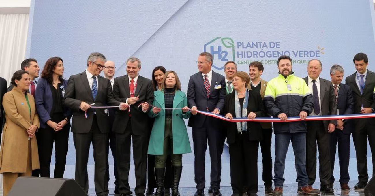 Walmart inaugura la primera planta de hidrógeno verde de uso industrial en Chile