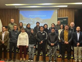 FLSmidth y Vetas de Talento inician capacitación gratuita para formar ayudantes de taller para la minería