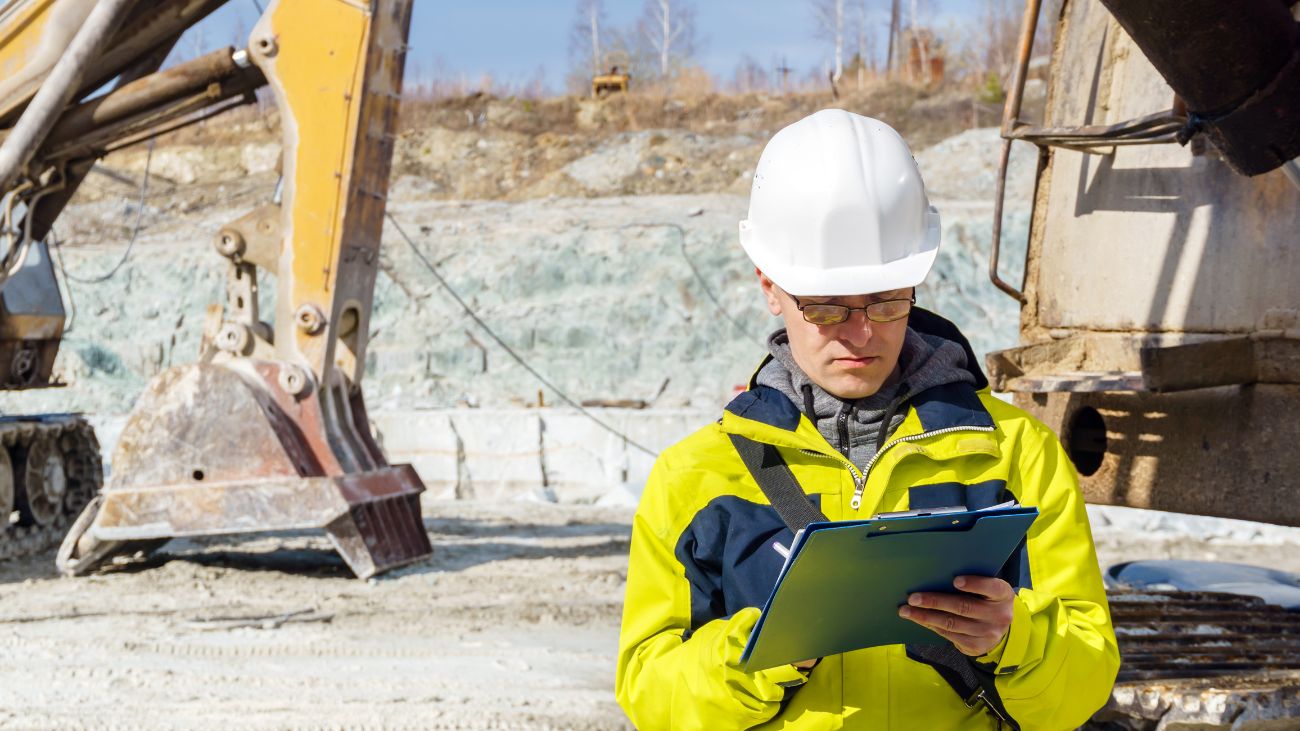 La Labor Indispensable de los Ingenieros de Mina en la Minería Chilena