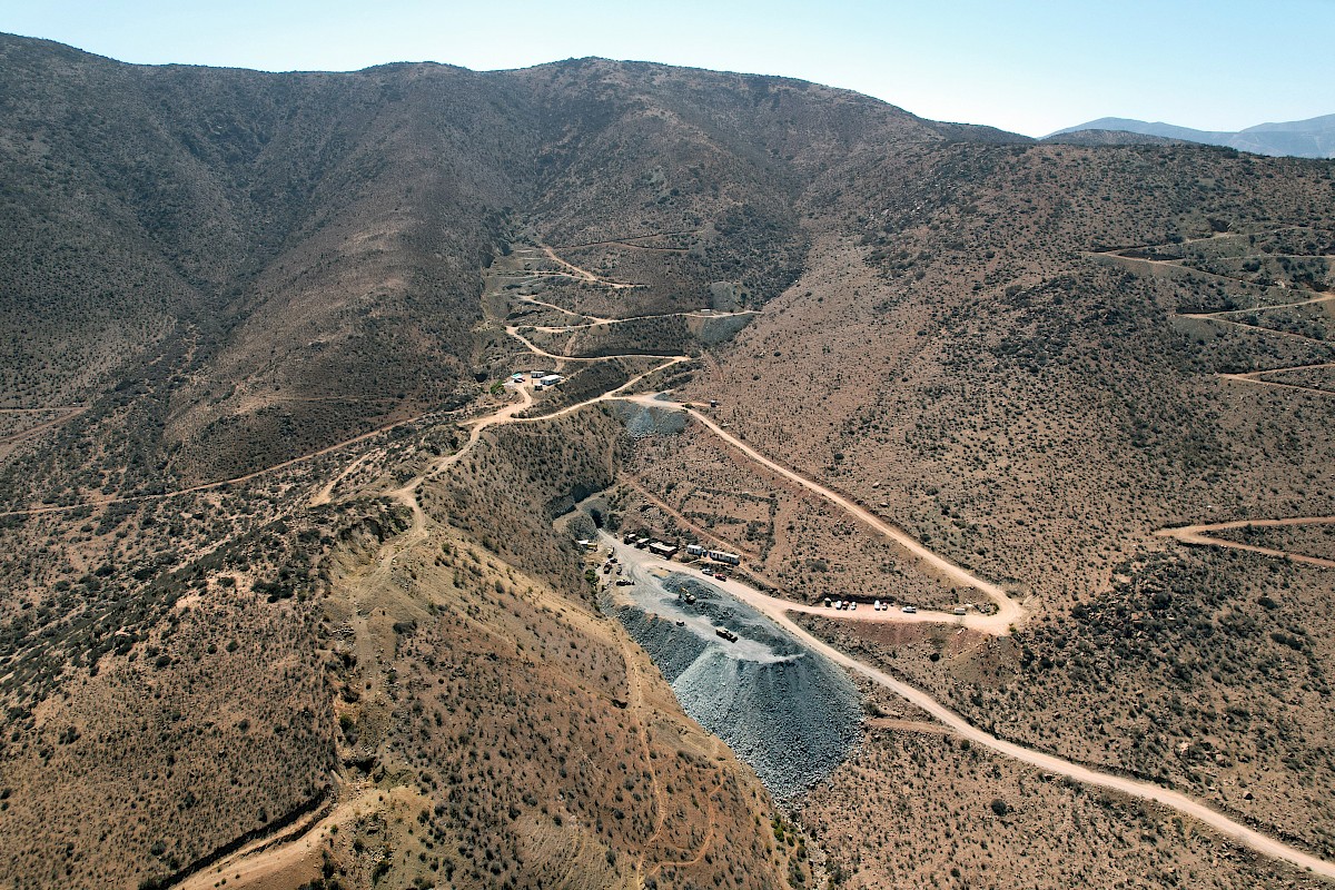 Altiplano alcanza un nuevo nivel operativo de 336 m en Farellon