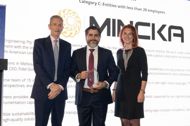 ¡Triunfo Colombiano!: Ingeniero recibe premio de Excelencia Empresarial en Australia