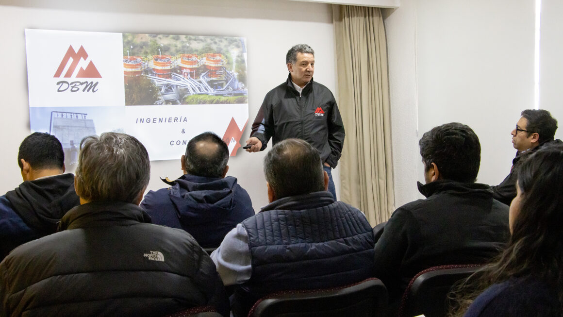 Encuentro organizado por El Teniente reunió a emprendedores de Coya con empresas contratistas