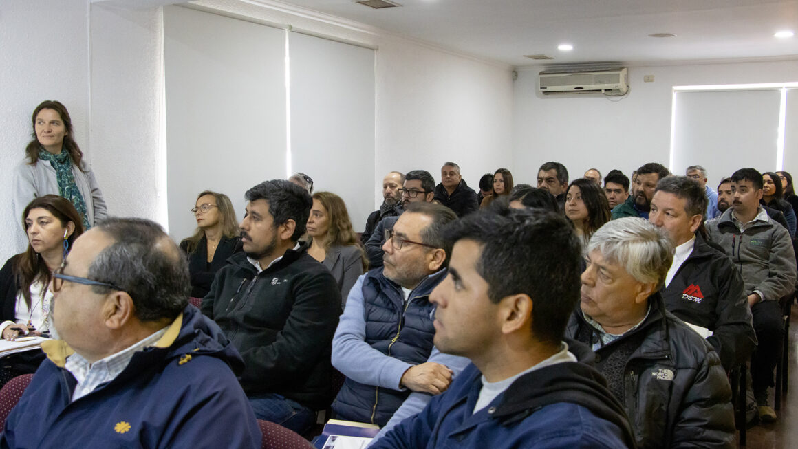 Encuentro organizado por El Teniente reunió a emprendedores de Coya con empresas contratistas