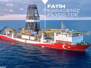 El buque de perforación de Turquía inicia operaciones en el Mar Negro