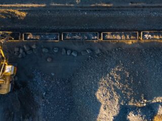 China Intensifica la Supervisión del Mercado de Mineral de Hierro
