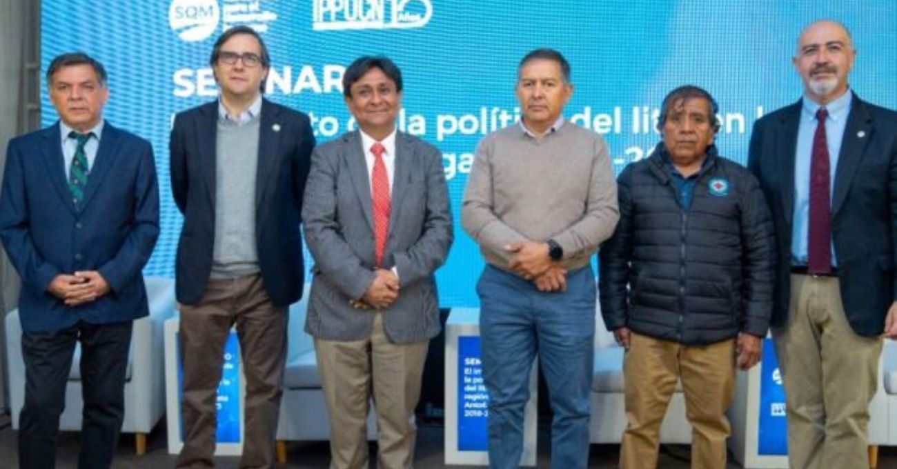 Seminario analiza impacto de la política del litio en la Región de Antofagasta