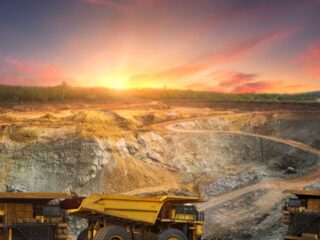 El oro y la sostenibilidad: Menores emisiones y uso de agua en 2022