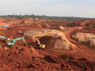 Misteriosas Decisiones: El Futuro de la Minería en Indonesia"