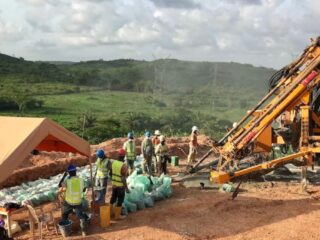 Fondo Soberano de Ghana Invierte en la Primera Mina de Litio del País
