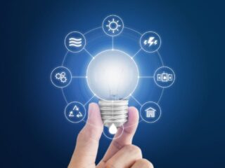 Centro de Transición Energética UAI y CIGRE desarrollan primer seminario enfocado en el usuario energético y sus necesidades en un mundo de transición