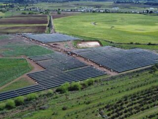 Tramitaciones y permisos triplican el tiempo de construcción de un parque solar