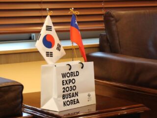 Corea del Sur destaca su intención de invertir en la industria del hidrógeno verde y resalta a Chile en la región