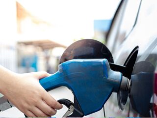 Combustible en Fiestas Patrias: Ahorra hasta $200 por litro con estas ofertas