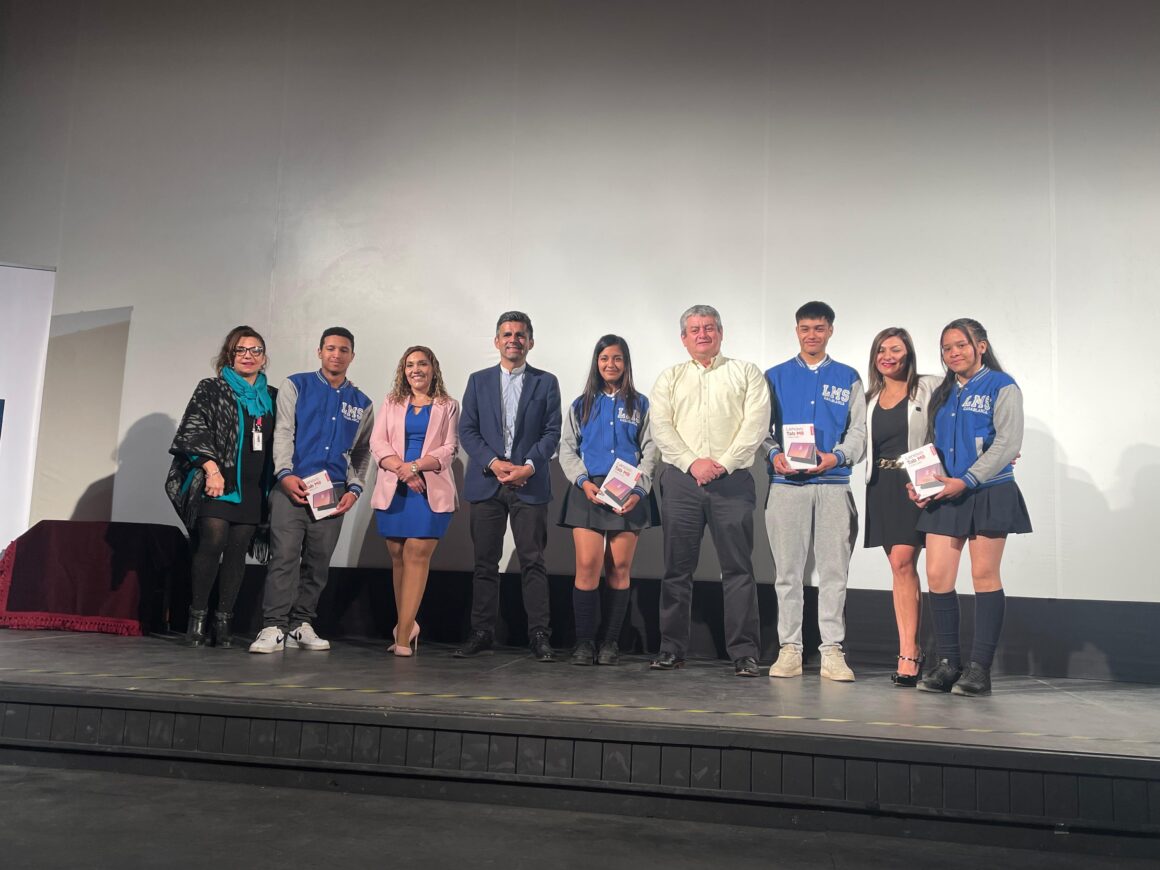 FLS y Vetas de Talento imparten novedoso programa de formación en minería para estudiantes de Casablanca