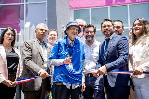 Gobierno Regional y Fundación Collahuasi inauguran centro para atención integral de adultos mayores de Tarapacá