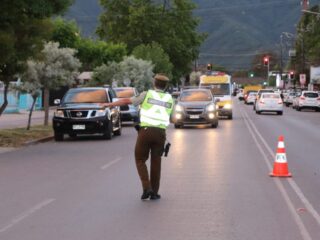 Documentos digitales para conductores: ¿Son válidos en Chile?