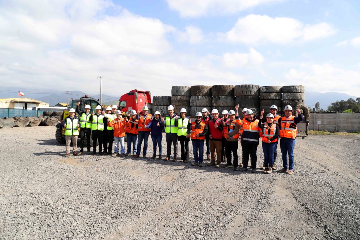 División El Teniente comienza el reciclaje y valorización de 6.400 toneladas de Neumáticos Fuera de Uso (NFU)