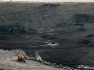 China descubre un Nuevo Mineral Estratégico: Niobobaotita
