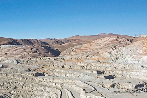 Teck vuelve a elevar el costo del proyecto Quebrada Blanca 2