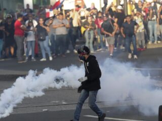Las protestas antiminería en Panamá se intensifican, pese al llamado a "cordura" del presidente