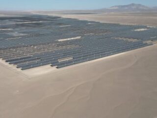 FNE aprueba venta de activos fotovoltaicos de Enel Chile a Sonnedix que involucra US$ 550 millones