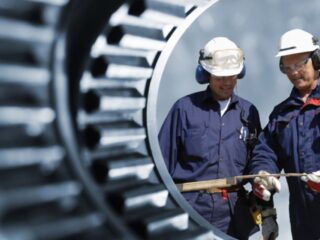 Desde $800.000: Estos son los sueldos técnicos en la Minería Chilena