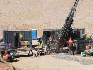 Halcones Precious Metals inicia perforación en el proyecto Carachapampa, Chile