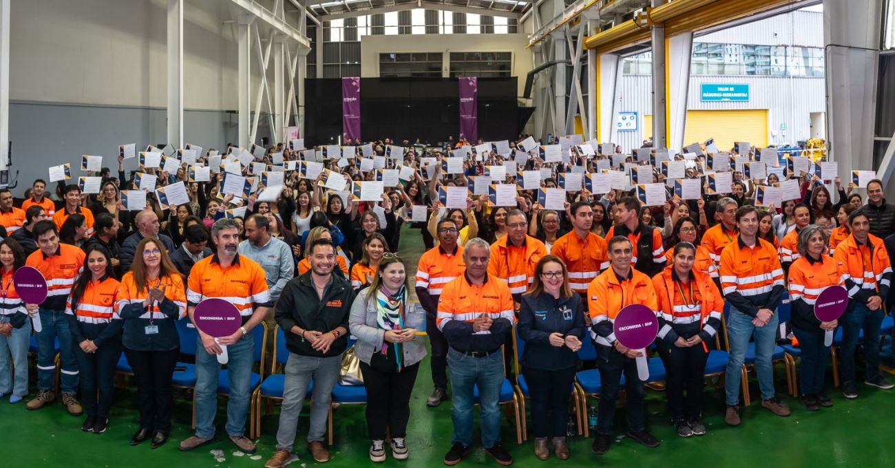 Escondida | BHP Celebra la Certificación de 162 Mujeres en la Industria Minera