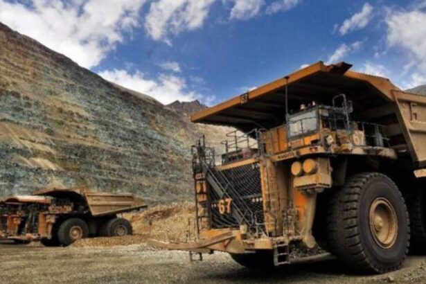 Producción de cobre repunta en agosto, pero la caída de Codelco continúa arrastrando el desempeño anual de la industria