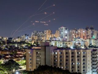 El oro brilla más fuerte en medio del conflicto en Israel