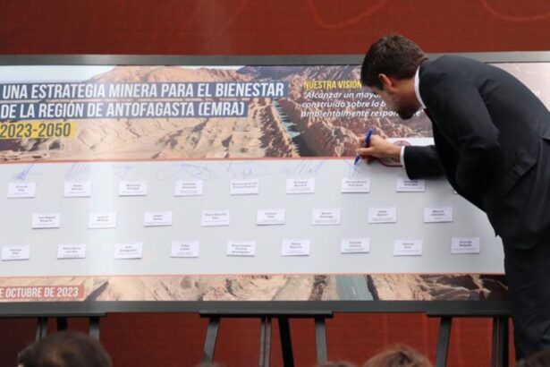 Codelco participa en construcción y lanzamiento de Estrategia Minera Regional