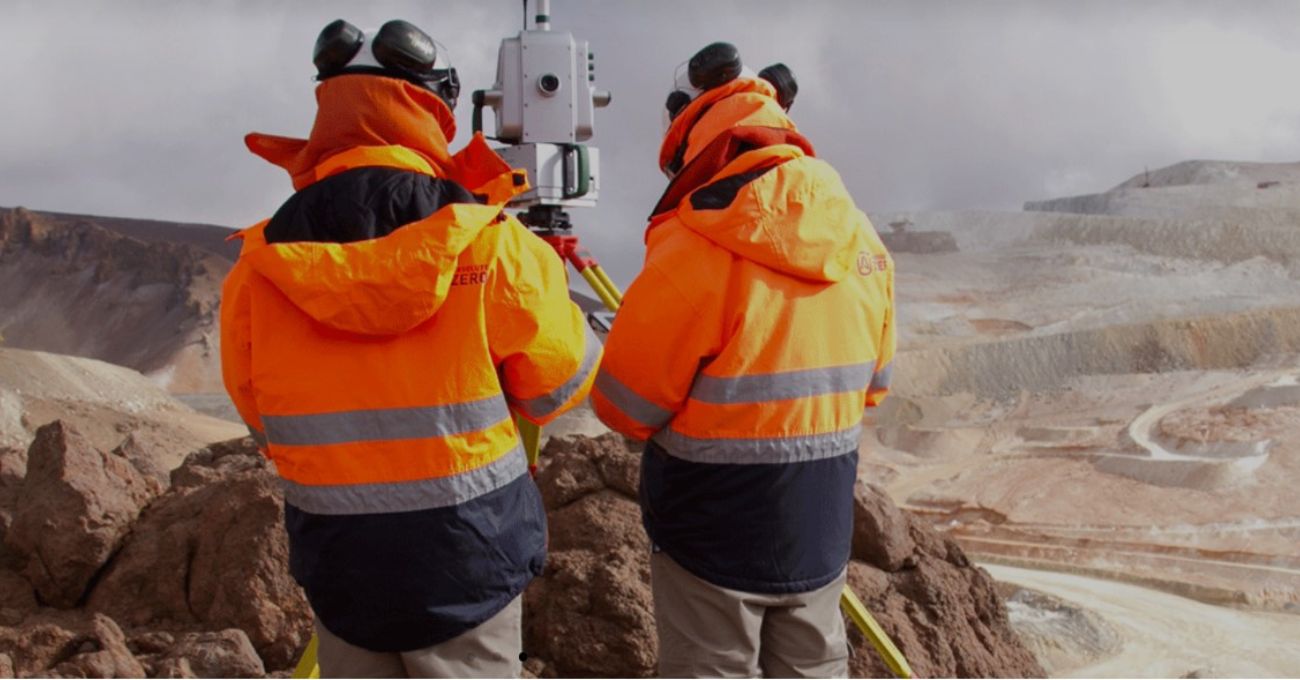 "Cambios Estratégicos en el Liderazgo: La Nueva Era de la Minería de Oro"