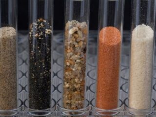 Caída en las Exportaciones Chinas de Tierras Raras: Un Análisis Profundo